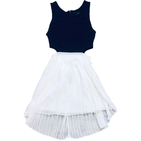 Jack By BB Dakota Black and White Evening Cocktail Cut Out Dress NWOT - Picture 2 of 10